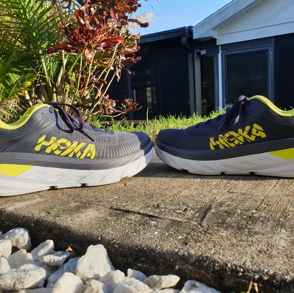Hoka One One Bondi 7 size 10 mens